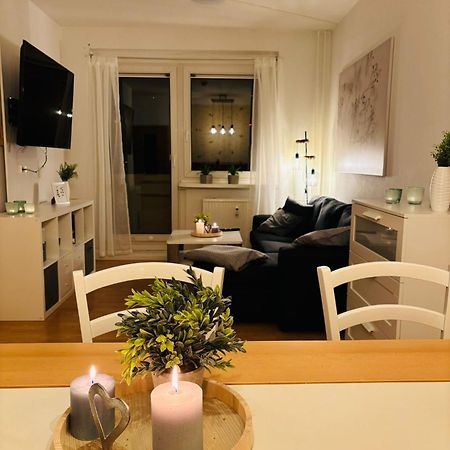 Schoene Ferienwohnung Ueber Den Daechern Von プラウエン エクステリア 写真