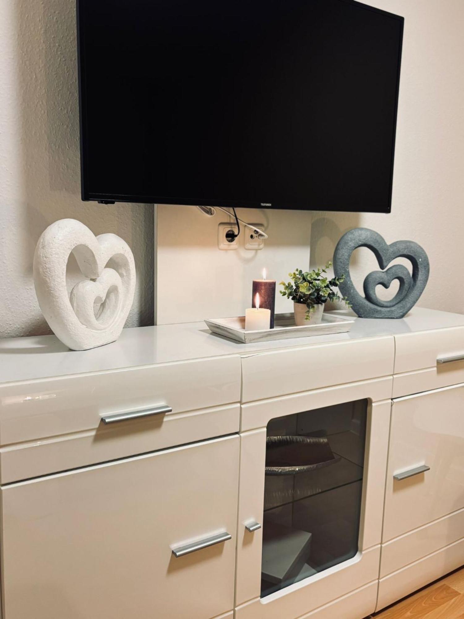 Schoene Ferienwohnung Ueber Den Daechern Von プラウエン エクステリア 写真