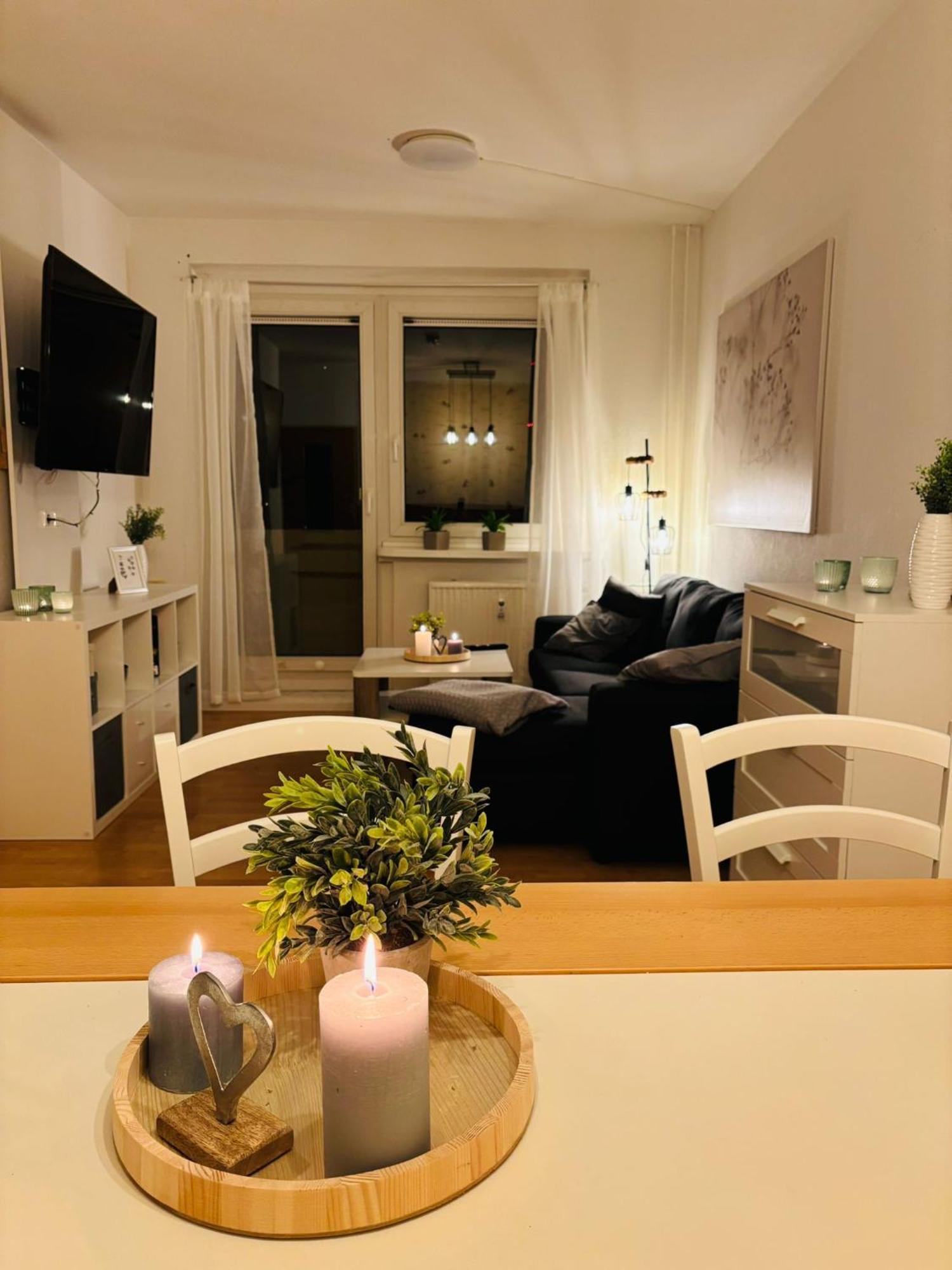 Schoene Ferienwohnung Ueber Den Daechern Von プラウエン エクステリア 写真